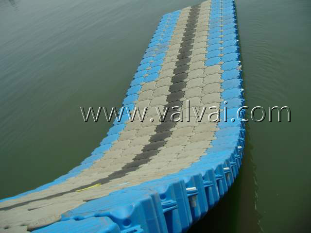 floating dock